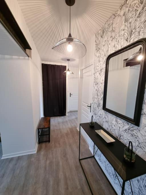 Appartement Jungle- Hypercentre -Charleville Esterno foto