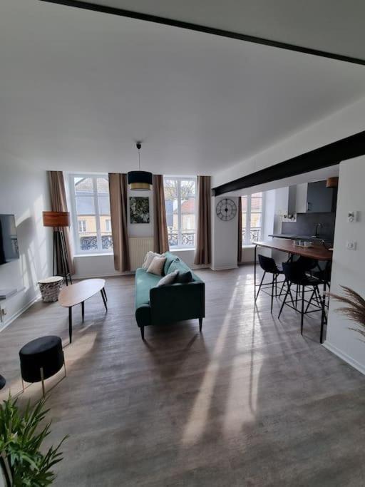 Appartement Jungle- Hypercentre -Charleville Esterno foto